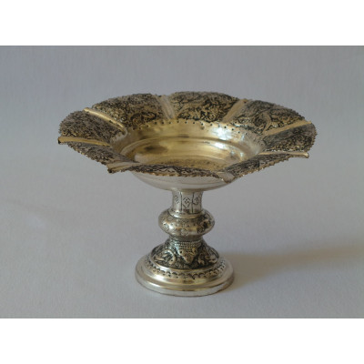 Hand Engraving on Sliver Plated Pedestal Bowl Plate - HG2003