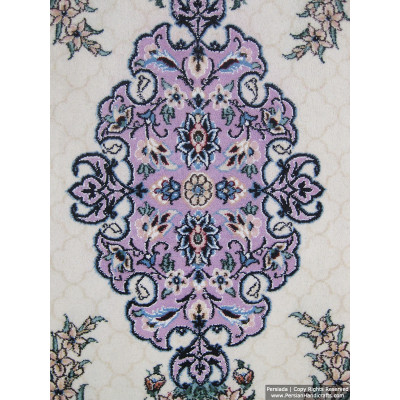 Medallion Design Wool & Cotton Naein Persian Rug  -  RN5012 Medallion Design Wool & Cotton Naein Persian Rug  -  RN5012