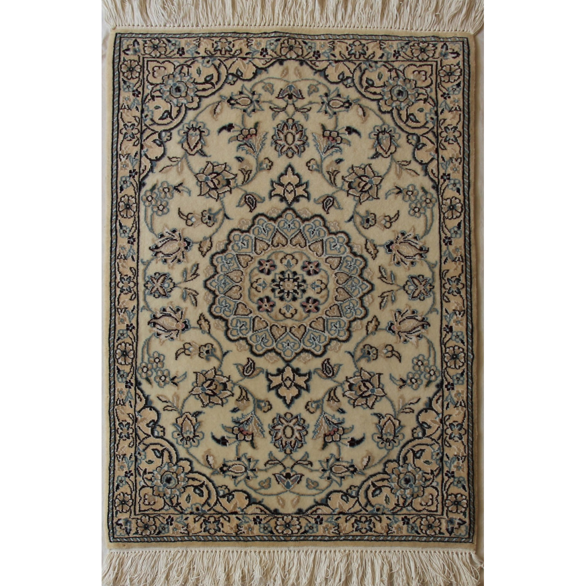 Nain Persian Wool & Silk Rug - PRN1009-Persian Handicrafts