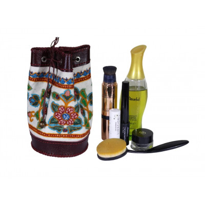 Travel Cosmetics Handmade Leather Bag w Pateh | HPW101